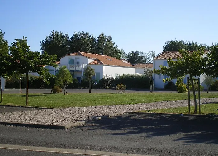 Hébergement de vacances Maisonette à Avec Animaux Admis, Parking Et Jardin Privé - Fr-1-194-328 *