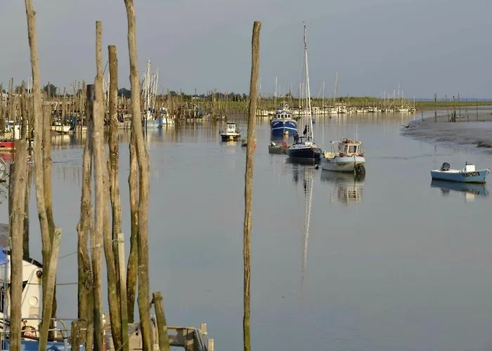 Maisonette à Avec Animaux Admis, Parking Et Jardin Privé - Fr-1-194-328 * La Faute-sur-Mer